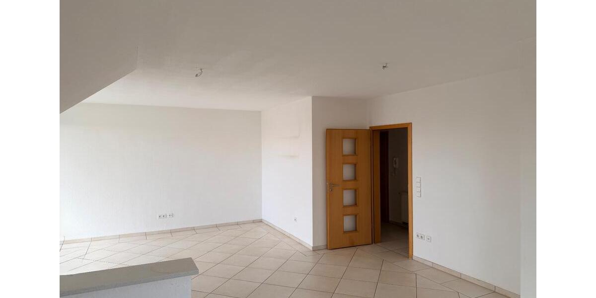 Dachgeschoßwohnung Schloß Holte-Stukenbrock Stukenbrock - 3 Zimmer, 82 m&sup2;, 255.000&euro; | Angebot:23190968