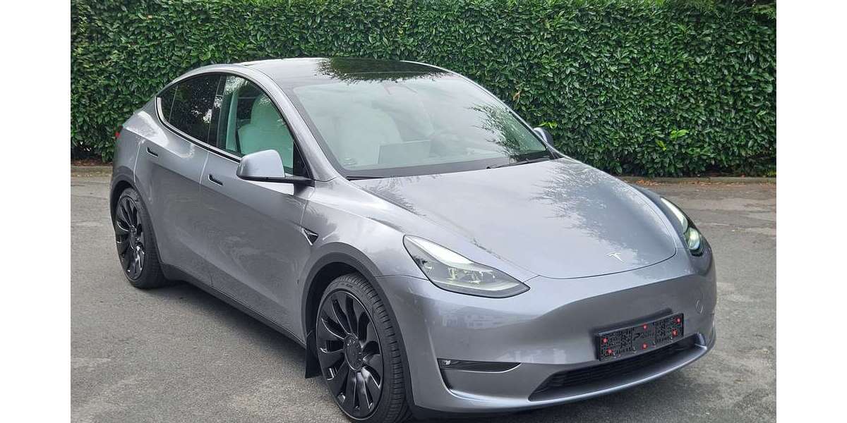Tesla Model Y 24.995 km 41.250 € Bielefeld 33659