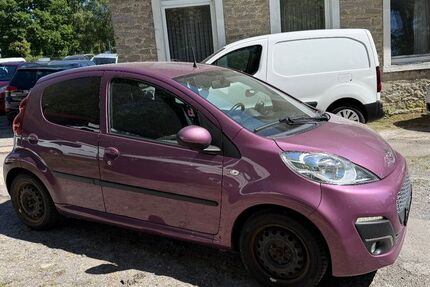 Peugeot 107 140.000 km 2.900 &euro; Detmold 32758