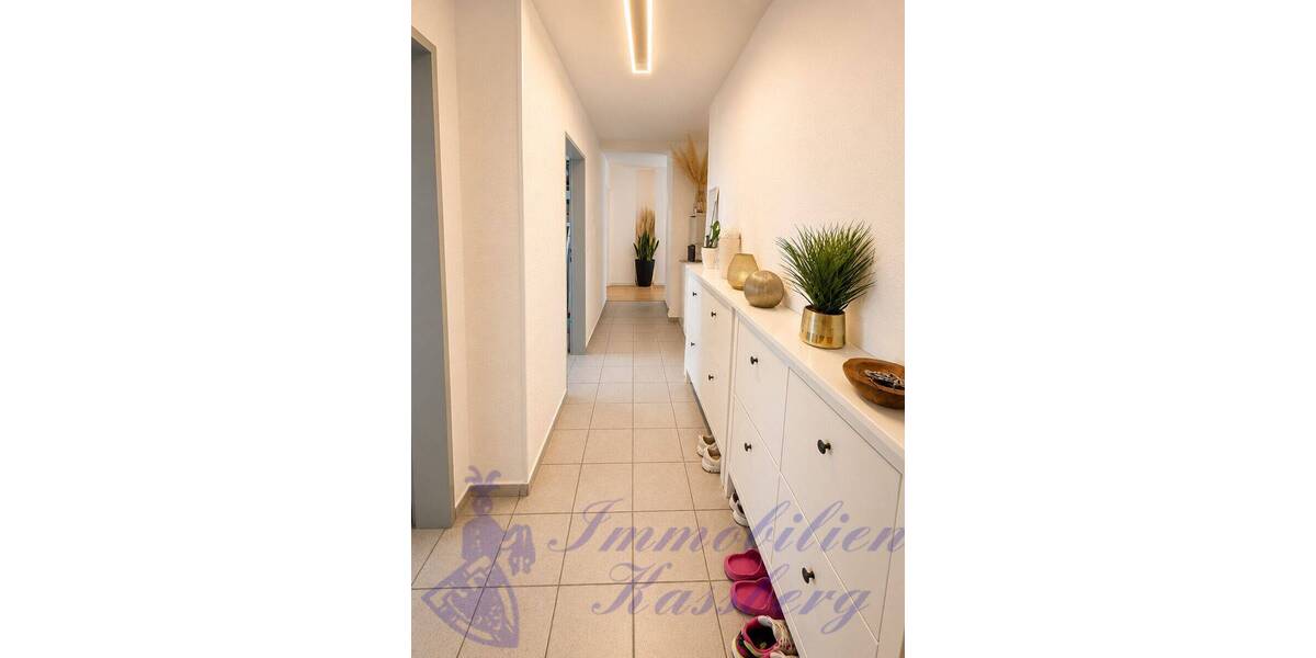 Etagenwohnung Detmold / Heidenoldendorf Heidenoldendorf - 4 Zimmer, 98 m&sup2;, 725&euro; | Angebot:26904254