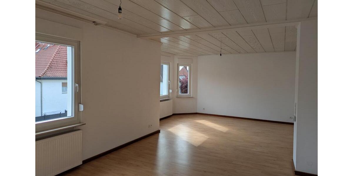 Maisonettenwohnung Herford Falkendiek - 5 Zimmer, 120 m&sup2;, 1.060&euro; | Angebot:26620863