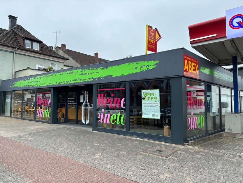 Einzelhandel in Bielefeld 3.300 € 226 m²