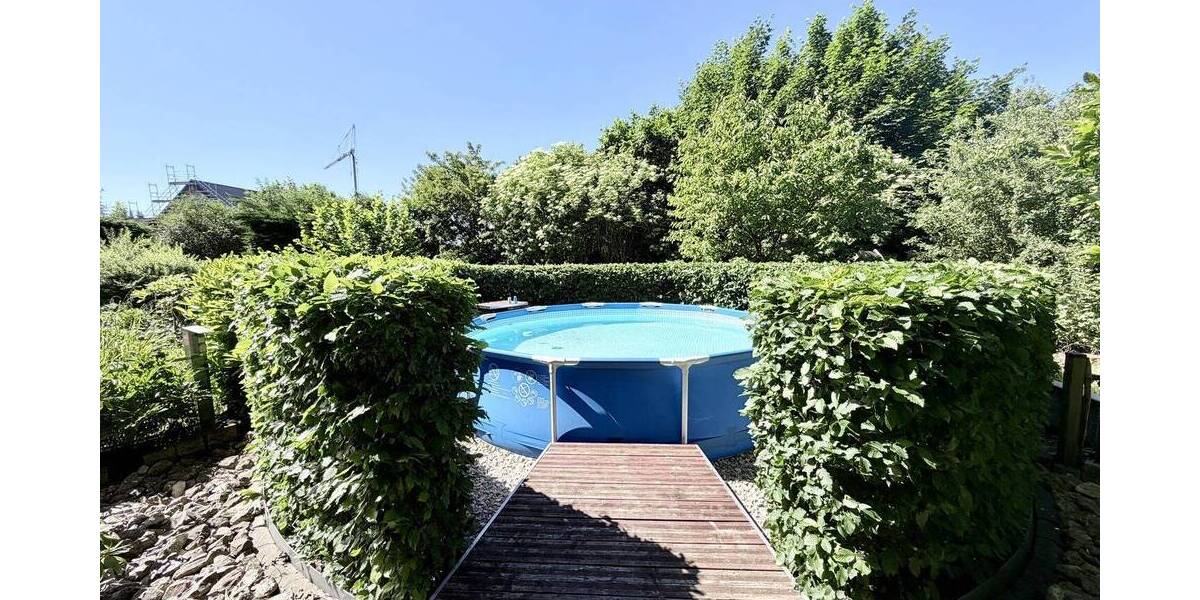Mehrfamilienhaus, Wohnhaus Bad Salzuflen Ehrsen-Breden - 8 Zimmer, 303 m&sup2;, 399.000&euro; | Angebot:26902858