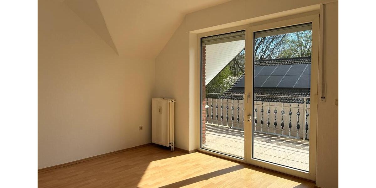 Dachgeschoßwohnung Herford Falkendiek - 2 Zimmer, 65 m&sup2;, 650&euro; | Angebot:26119904