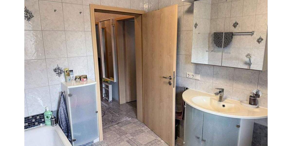 Doppelhaushälfte Bielefeld Heepen - 6 Zimmer, 168 m&sup2;, 495.000&euro; | Angebot:25751701