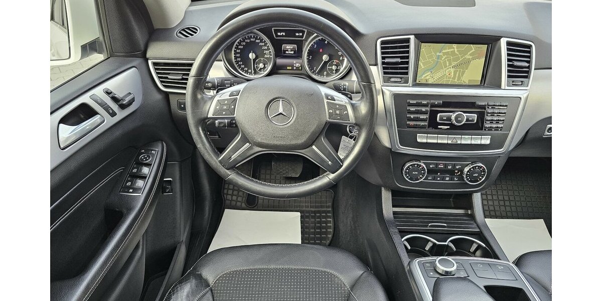 Mercedes-Benz ML 250 CDI 4Matic LEDER NAVI RFK AHK AUS 2.HAND 167.800 km 21.990 &euro; Löhne 32584