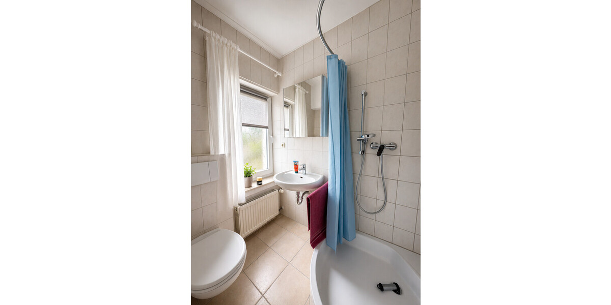 Charakterimmobilie mit Einliegerwohnung auf außergewöhnlichem Naturgrundstück - Zweifamilienhaus Hüllhorst | Angebot:26948462