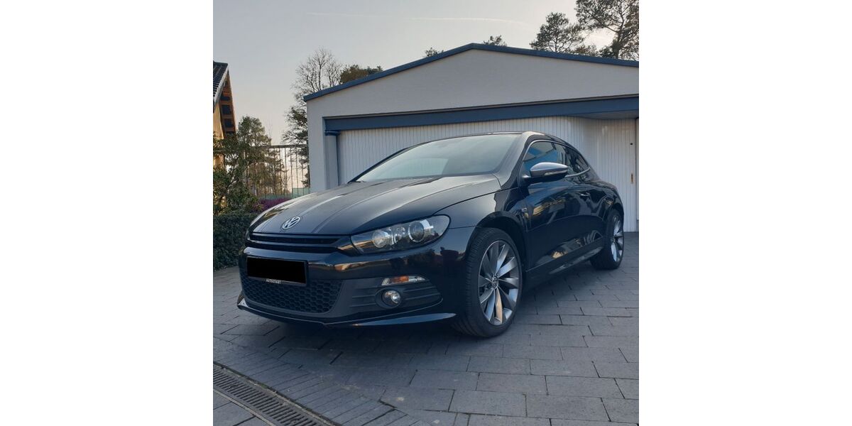 VW Scirocco 156.100 km 11.000 &euro; Bielefeld 33689