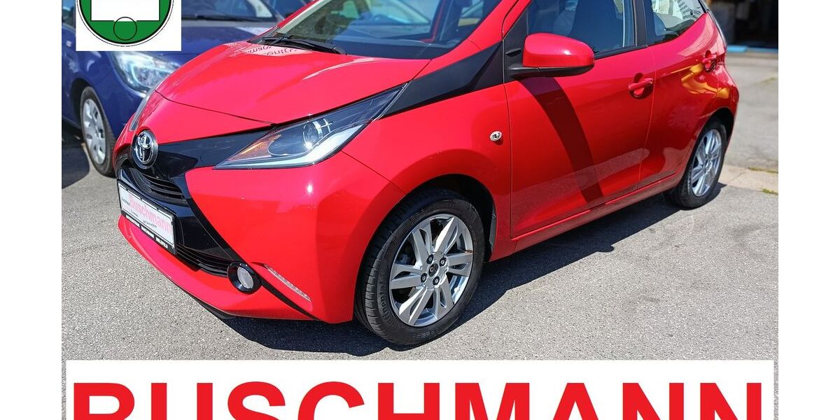 Toyota Aygo (X) 42.100 km 8.399 &euro; Bielefeld 33609