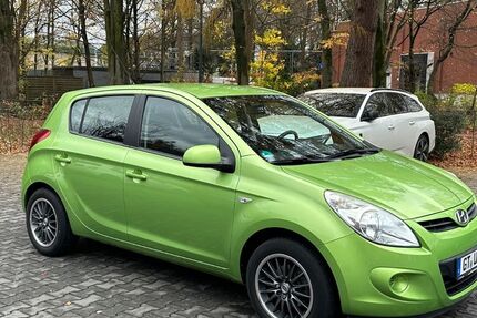 Hyundai i20 83.000 km 5.490 € Gütersloh 33330