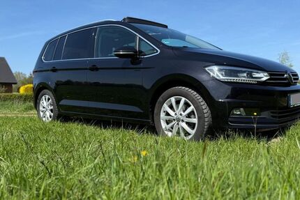 VW Touran 85.000 km 21.800 &euro; Vlotho 32602