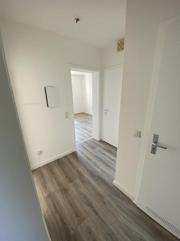 Gemütliche 2-Raumwohnung mit Balkon - In Renovierung zimmer