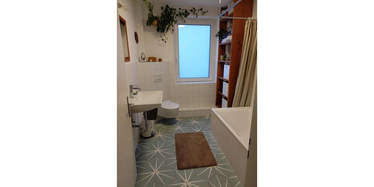 moderne ETW in ruhiger & zentraler Lage mit Garten & Wärmepumpe 4 zimmer