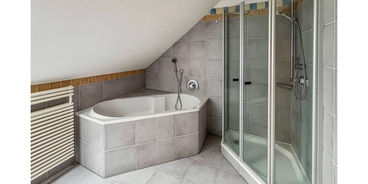 Mehrfamilienhaus, Wohnhaus Hiddenhausen Lippinghausen - 8 Zimmer, 233 m&sup2;, 749.000&euro; | Angebot:23964686