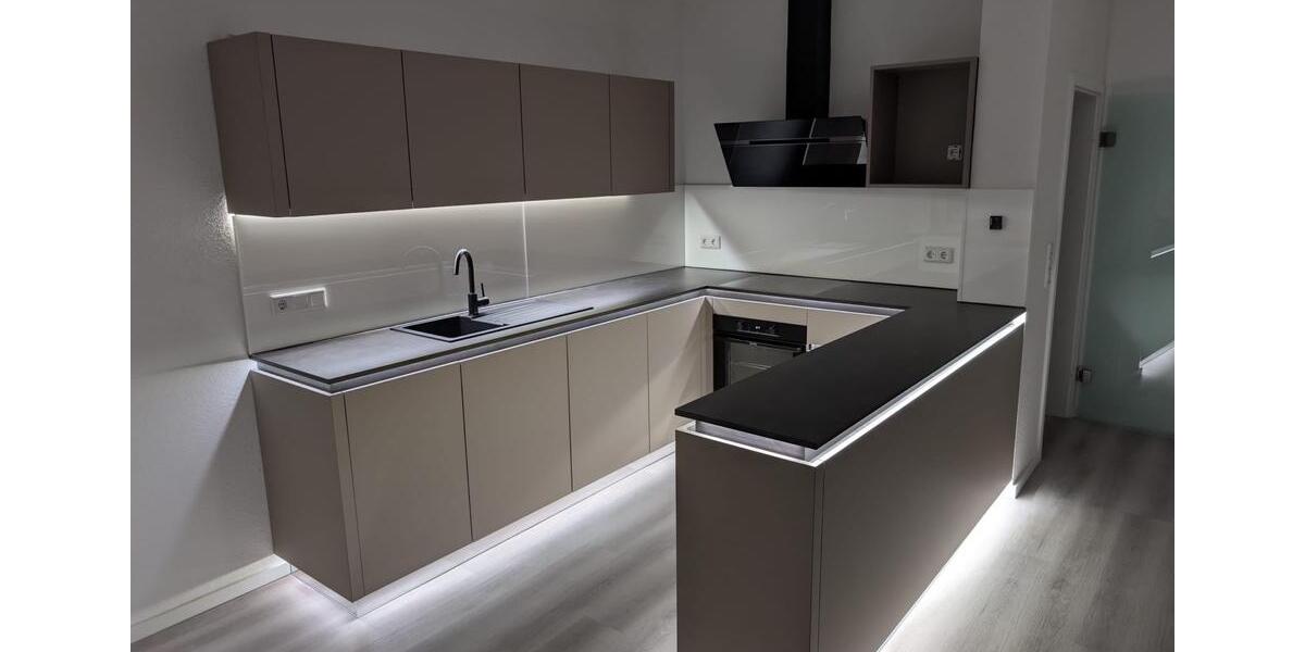 Erdgeschoßwohnung Hüllhorst - 4 Zimmer, 110 m&sup2;, 800&euro; | Angebot:26414520