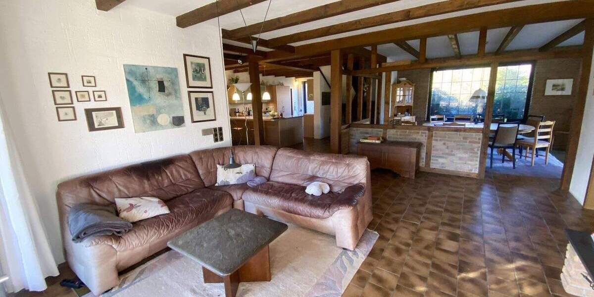 Einfamilienhaus Bielefeld Sennestadt - 5 Zimmer, 216 m&sup2;, 459.000&euro; | Angebot:25669159