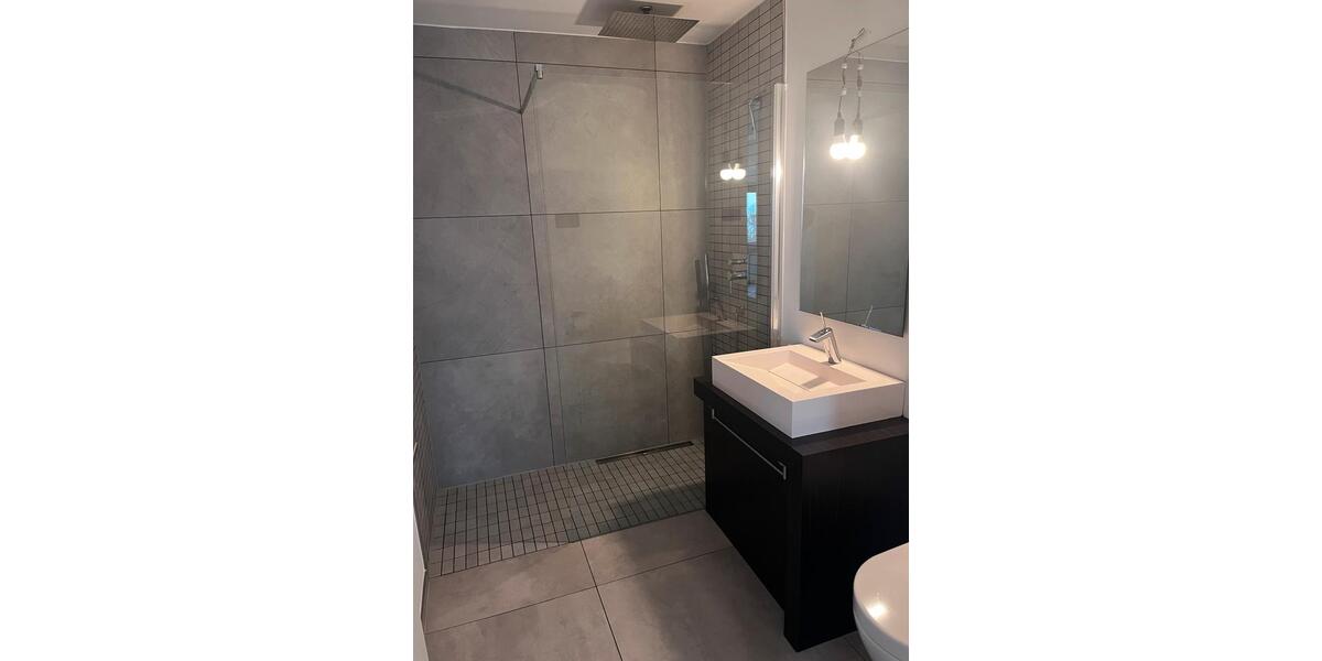 Etagenwohnung Detmold Hiddesen - 3.5 Zimmer, 92 m&sup2;, 1.300&euro; | Angebot:25591789