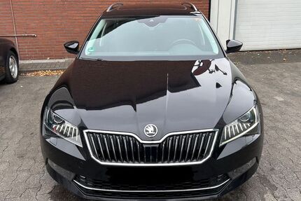 Skoda Superb 173.000 km 17.500 € Rheda Wiedenbrück 33378