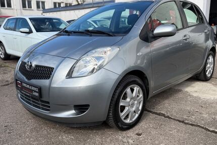 Toyota Yaris 154.000 km 3.450 &euro; Lage 32791