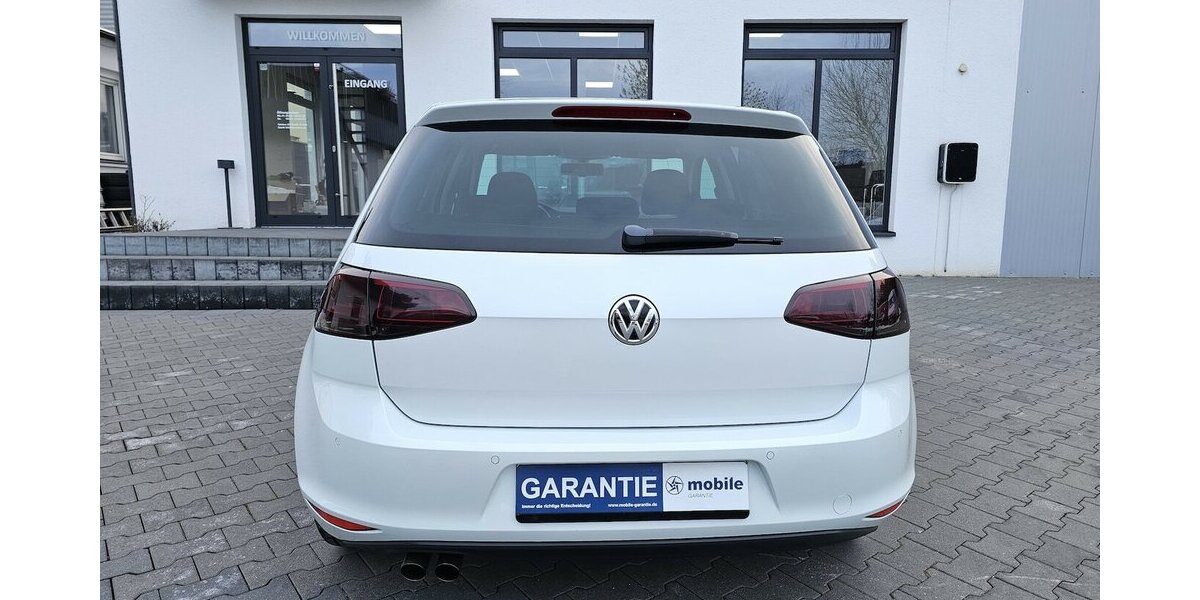 VW Golf VII 1.4 TSI Highline ALCANTARA BI XENON 129.800 km 10.990 &euro; Löhne 32584