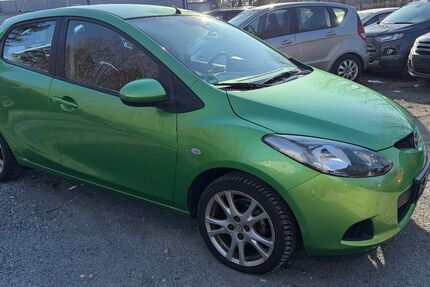 Mazda 2 223.000 km 1.900 &euro; Detmold 32758