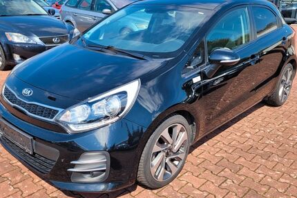 Kia Rio 201.121 km 5.290 &euro; Halle (Westfalen) 33790