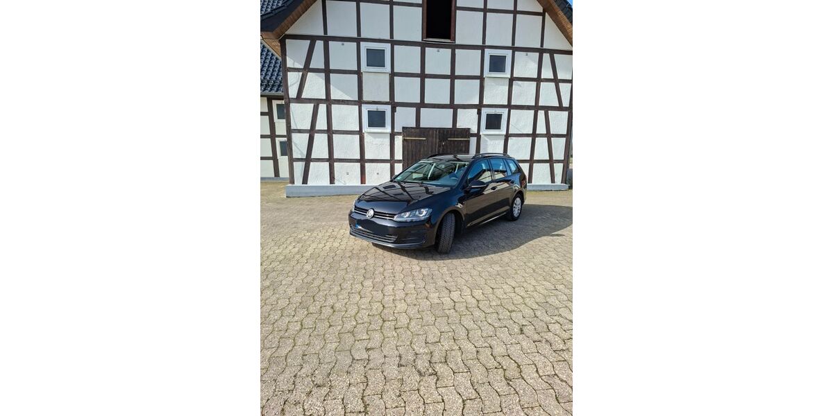 VW Golf 159.000 km 8.400 &euro; Schloß Holte-Stukenbrock 33758