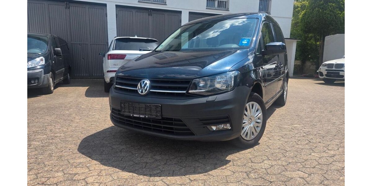 VW Caddy 248.000 km 8.950 &euro; Werther 33824