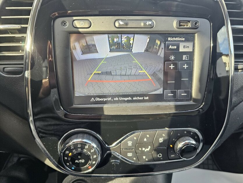 Renault Captur 1.2 TCe Luxe AUTOMATIK NAVI KAMERA 108.635 km 10.790 € Löhne 32584