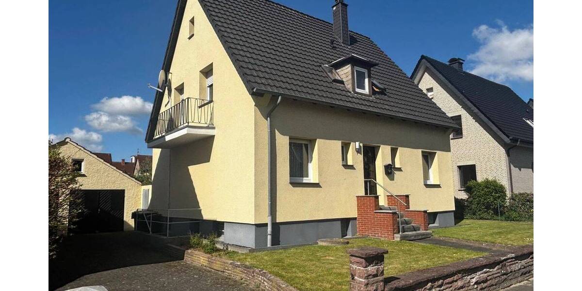 Mehrfamilienhaus, Wohnhaus Lage - 6 Zimmer, 120 m&sup2;, 279.000&euro; | Angebot:26724320