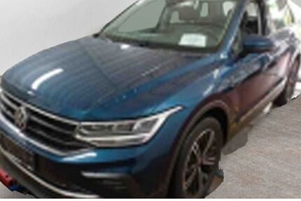 VW Tiguan 116.057 km 28.090 € Lemgo 32657