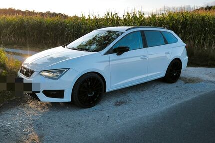 Seat Leon 182.000 km 10.500 &euro; Versmold 33775