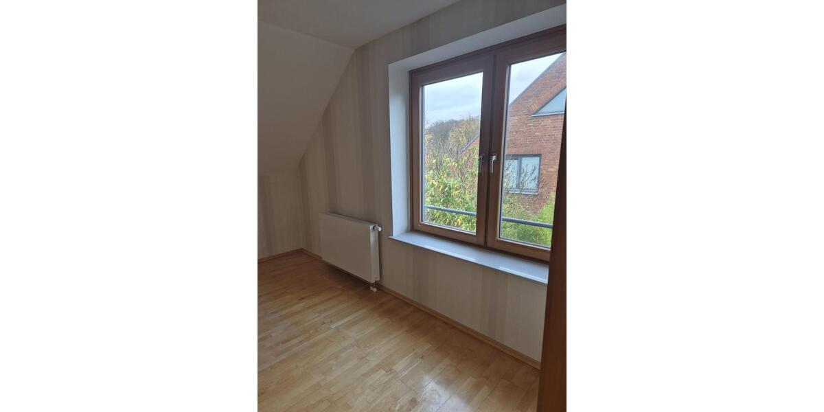 Einfamilienhaus mit Garten, Keller, Wärmepumpe & Photovoltaik 6 zimmer