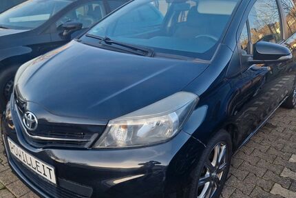 Toyota Yaris 192.000 km 4.980 &euro; Bielefeld 33609
