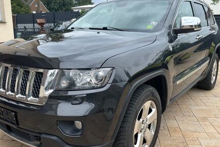 Jeep Grand Cherokee 176.553 km 14.900 &euro; Versmold 33775