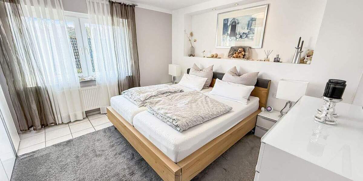 Mehrfamilienhaus, Wohnhaus Oerlinghausen Lipperreihe - 6 Zimmer, 182 m&sup2;, 469.000&euro; | Angebot:25732956