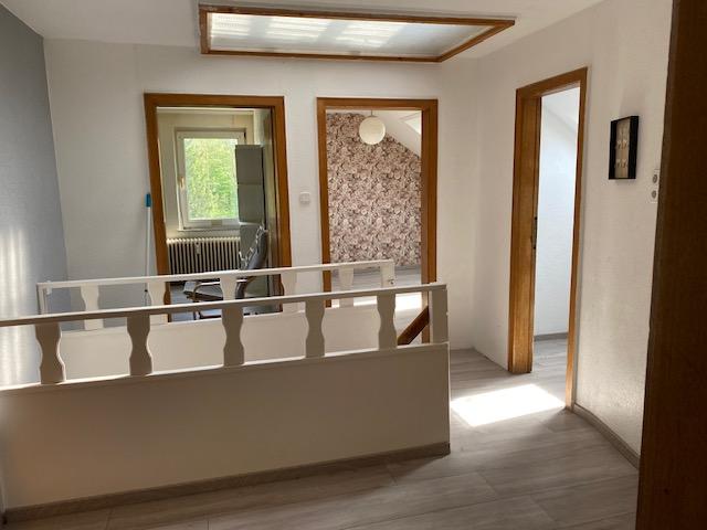 Dachgeschoßwohnung Detmold Hiddesen - 3.5 Zimmer, 62 m&sup2;, 520&euro; | Angebot:26335327