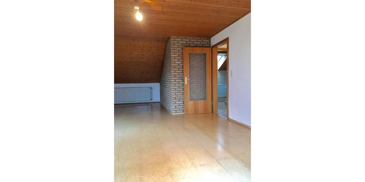 Dachgeschoßwohnung Bielefeld Heepen - 3 Zimmer, 70 m&sup2;, 139.000&euro; | Angebot:26465339
