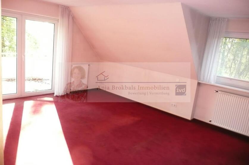 Geräumige 2-Zimmer-Mietwohnung mit Balkon in ruhiger Ortsrandlage 2 zimmer