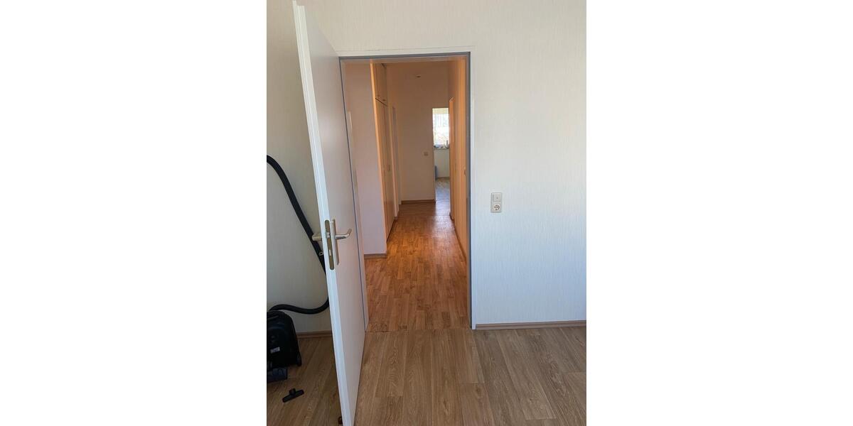 Etagenwohnung Detmold Hakedahl - 4 Zimmer, 82 m&sup2;, 147.000&euro; | Angebot:27156976