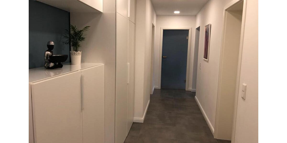 Erdgeschoßwohnung Lemgo - 3 Zimmer, 87 m&sup2;, 800&euro; | Angebot:26663991