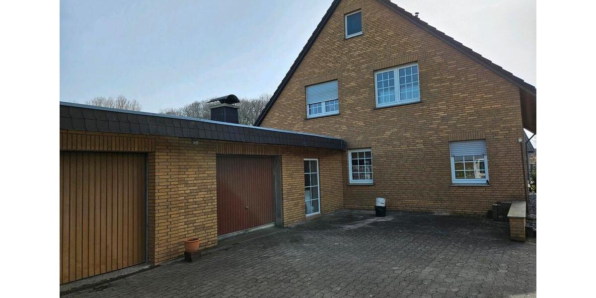 Einfamilienhaus Bielefeld Heepen - 3 Zimmer, 160 m&sup2;, 300.000&euro; | Angebot:25307672