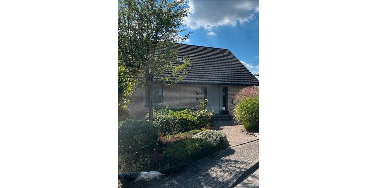 Einfamilienhaus Halle - 6 Zimmer, 170 m&sup2;, 430.000&euro; | Angebot:27033515