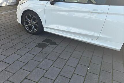 Ford Fiesta 49.850 km 11.390 &euro; Bielefeld 33649