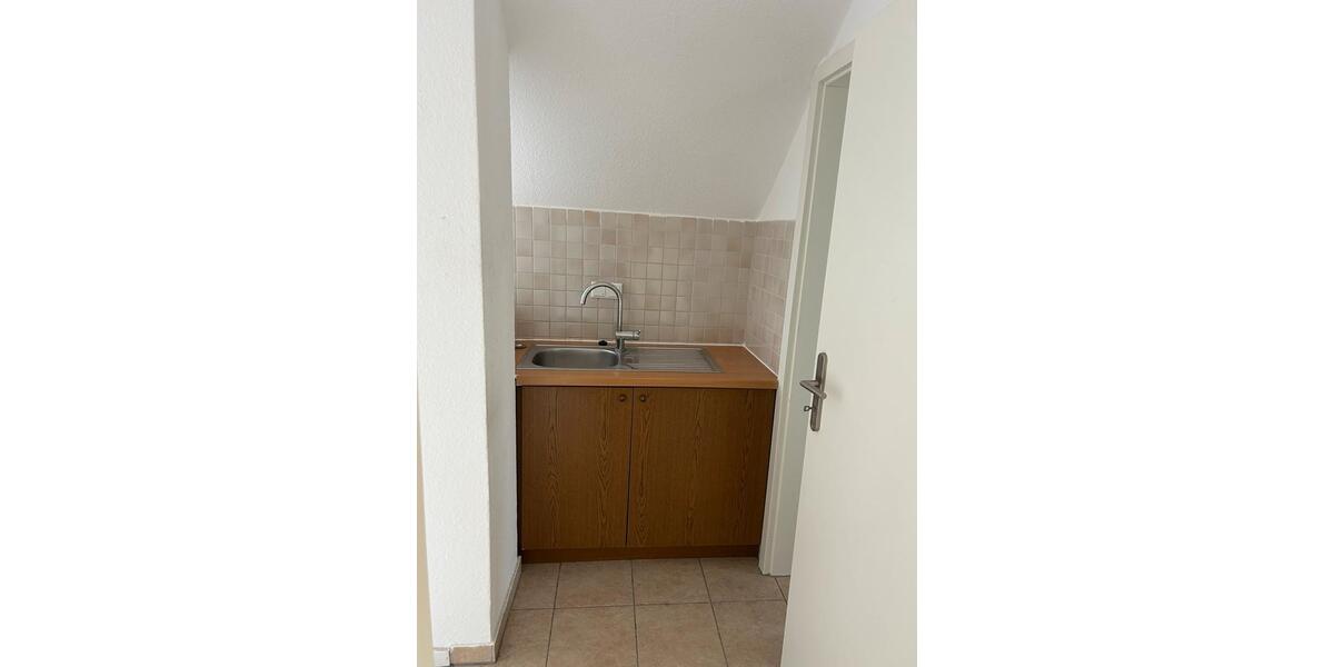 Dachgeschoßwohnung Bielefeld Schildesche - 1 Zimmer, 35 m&sup2;, 500&euro; | Angebot:26423203