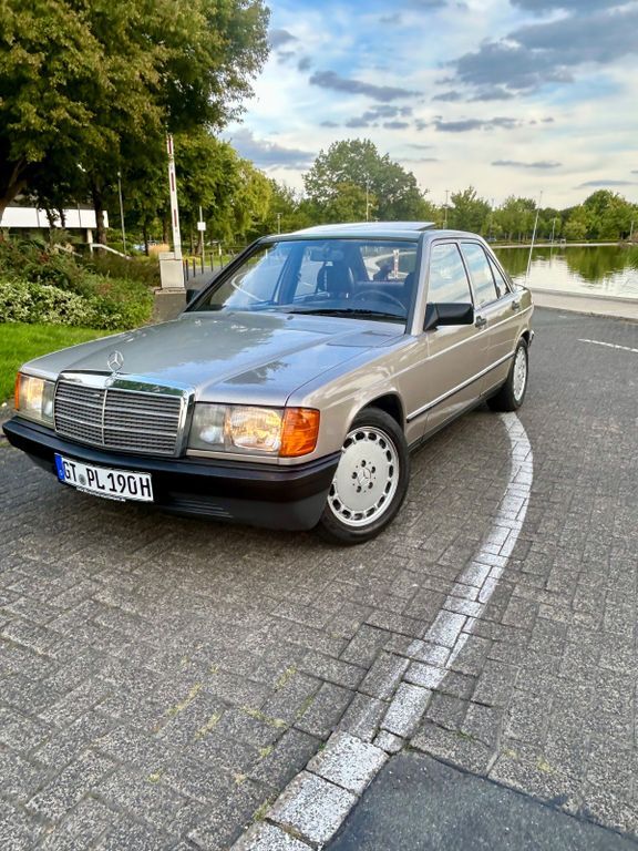 Mercedes-Benz 190 158.500 km 7.100 € Gutersloh 33332