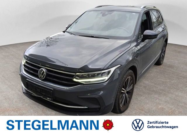 VW Tiguan 48.752 km 26.670 &euro; Lemgo 32657