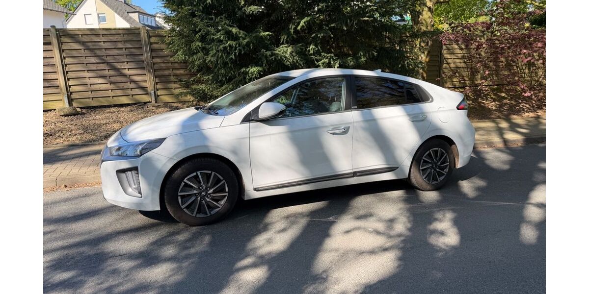 Hyundai IONIQ 45.500 km 16.900 &euro; Vlotho 32602