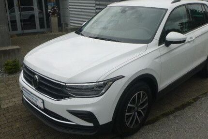 VW Tiguan 63.850 km 25.999 &euro; Delbrück 33129