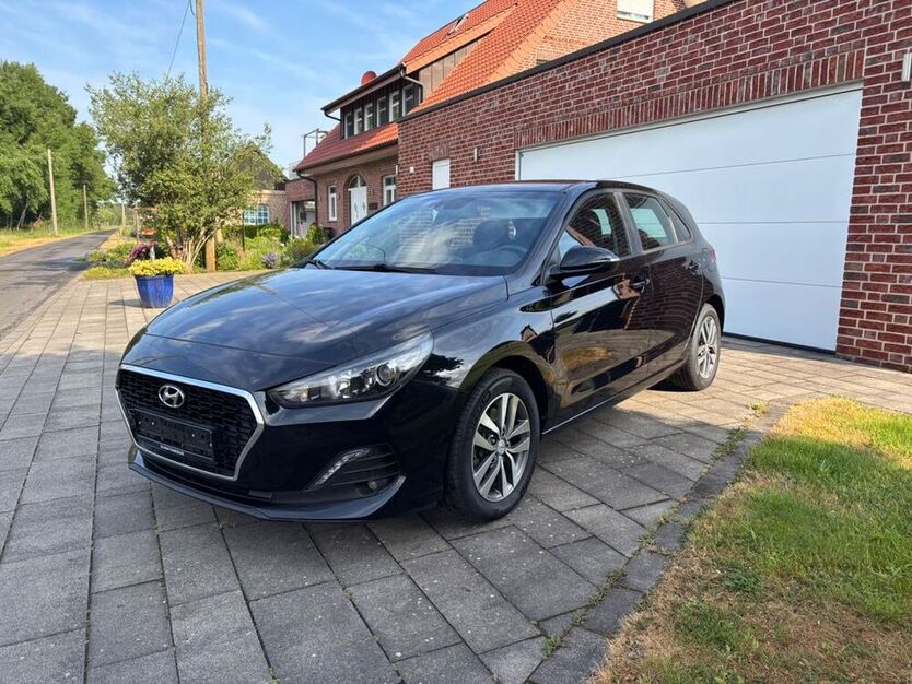 i30